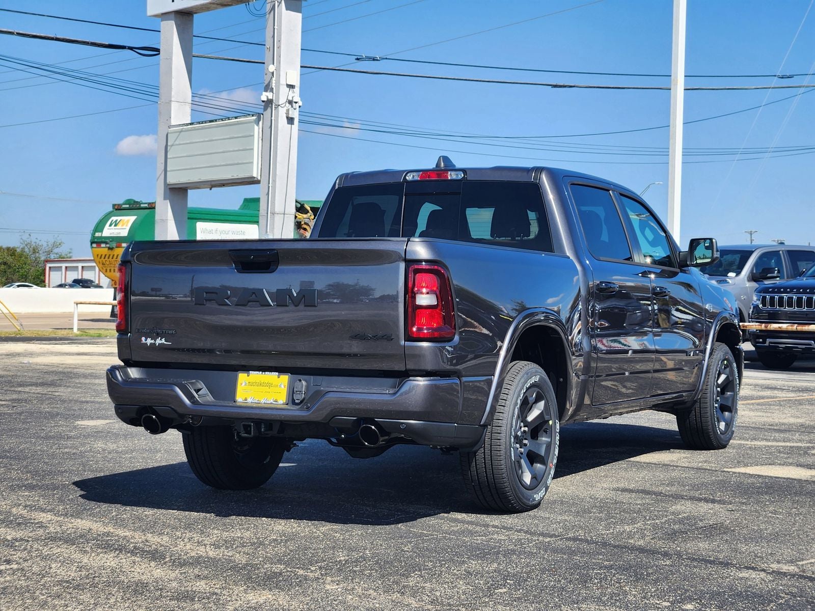 2026 RAM Ram 1500 RAM 1500 LONE STAR CREW CAB 4X4 5'7' BOX