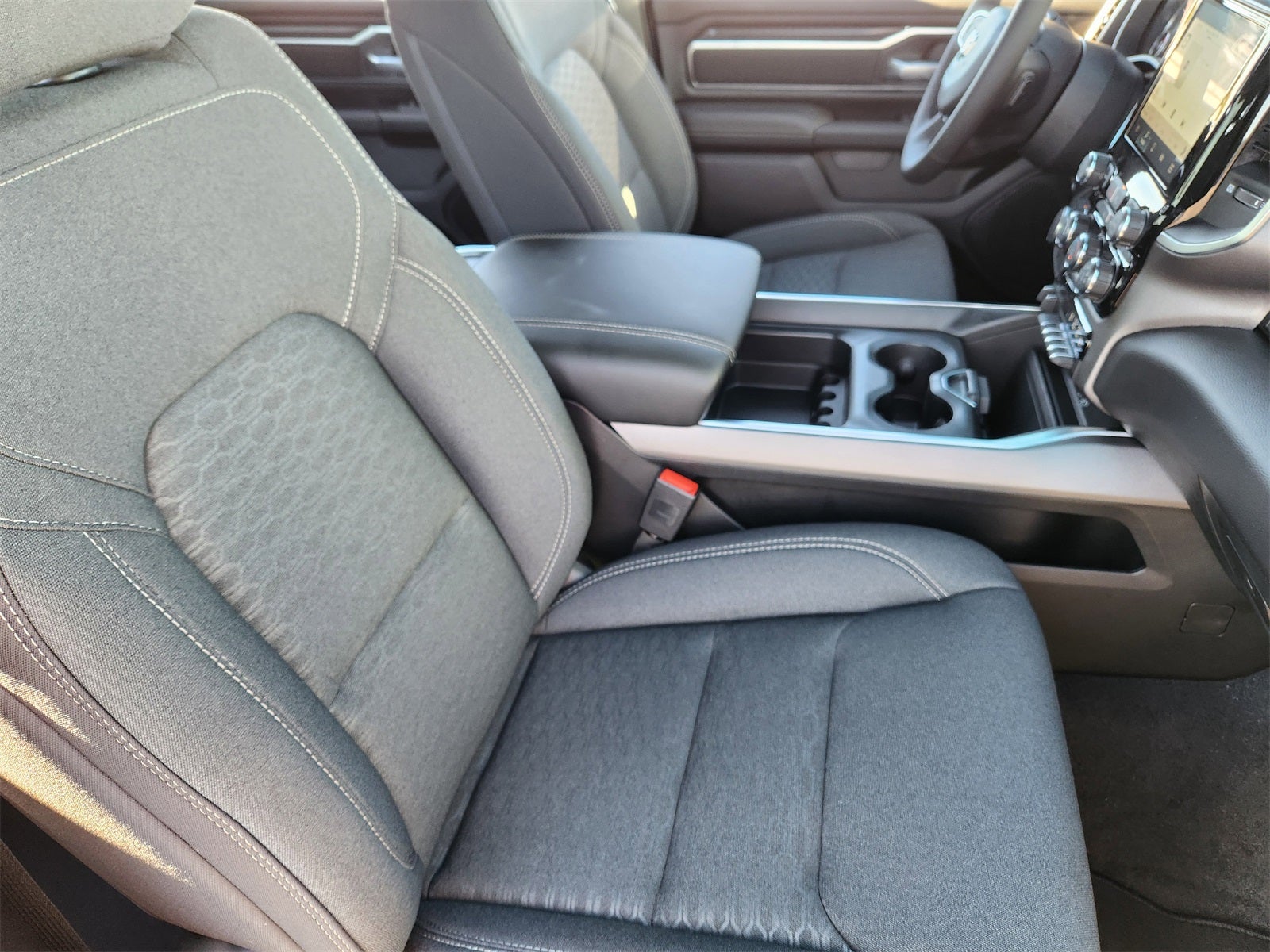 2026 RAM Ram 1500 RAM 1500 LONE STAR CREW CAB 4X4 5'7' BOX