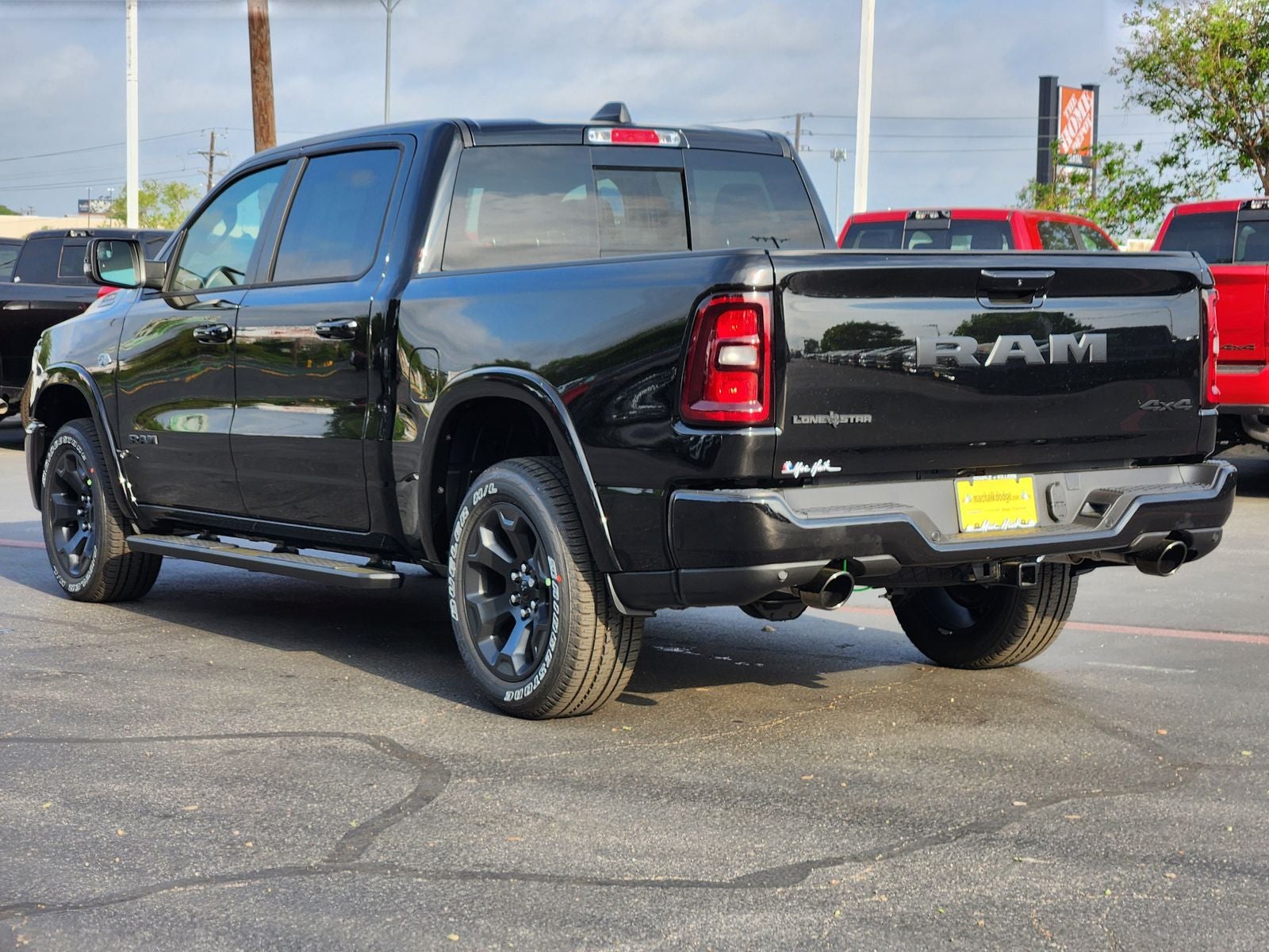 2026 RAM Ram 1500 RAM 1500 LONE STAR CREW CAB 4X4 5'7' BOX