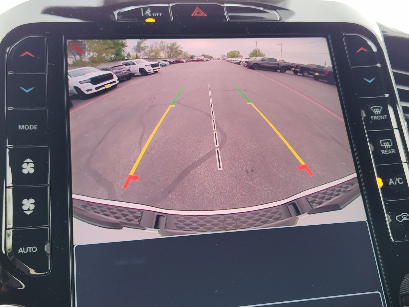 2026 RAM Ram 1500 RAM 1500 LONE STAR CREW CAB 4X4 5'7' BOX