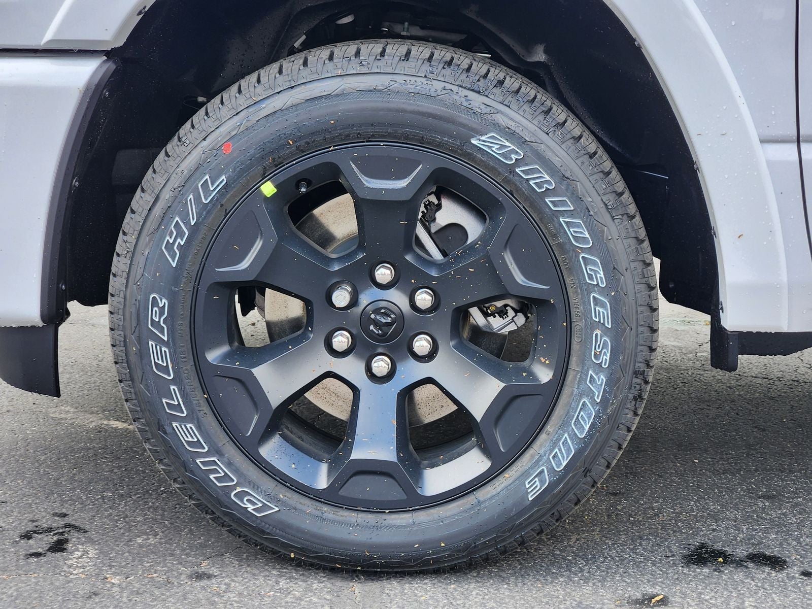 2026 RAM Ram 1500 RAM 1500 LONE STAR CREW CAB 4X4 5'7' BOX