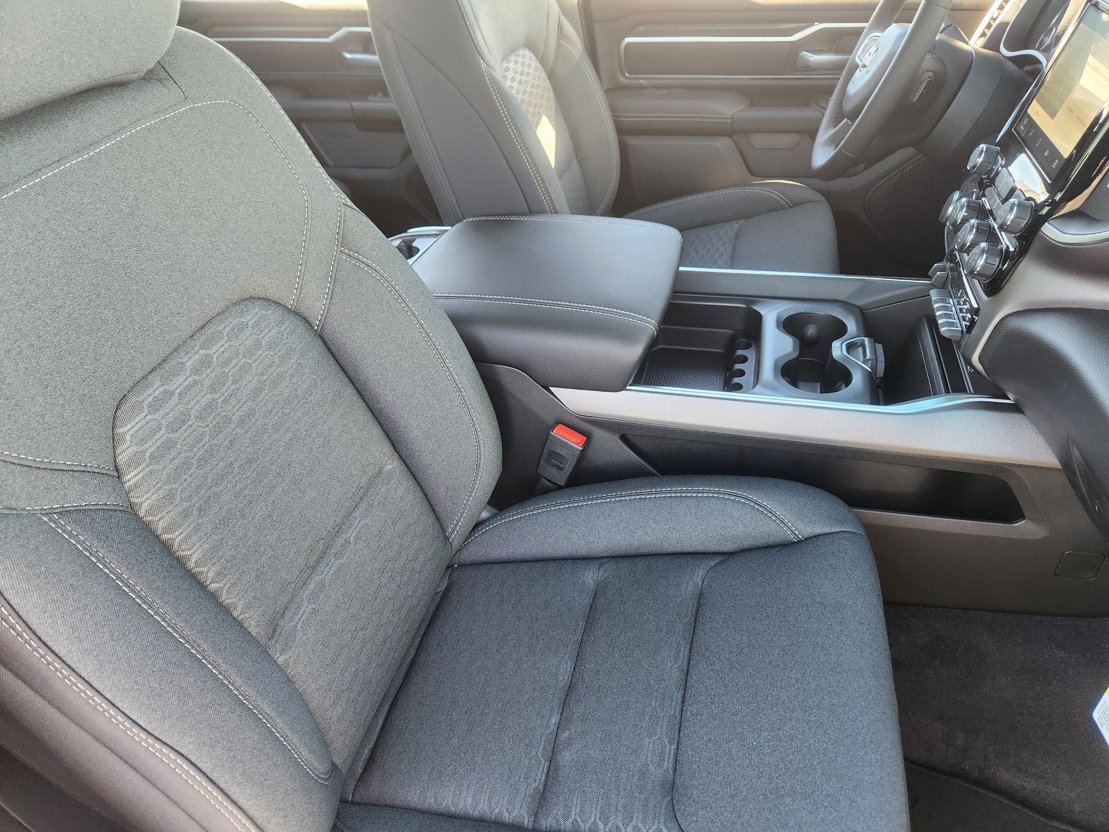2026 RAM Ram 1500 RAM 1500 LONE STAR CREW CAB 4X4 5'7' BOX