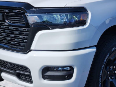 2026 RAM Ram 1500 RAM 1500 EXPRESS CREW CAB 4X4 5'7' BOX