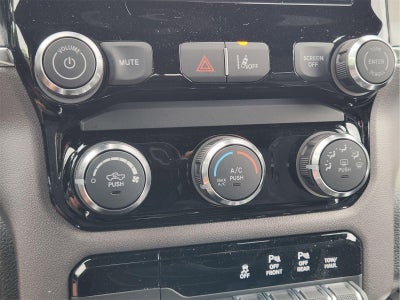 2026 RAM Ram 1500 RAM 1500 EXPRESS CREW CAB 4X4 5'7' BOX