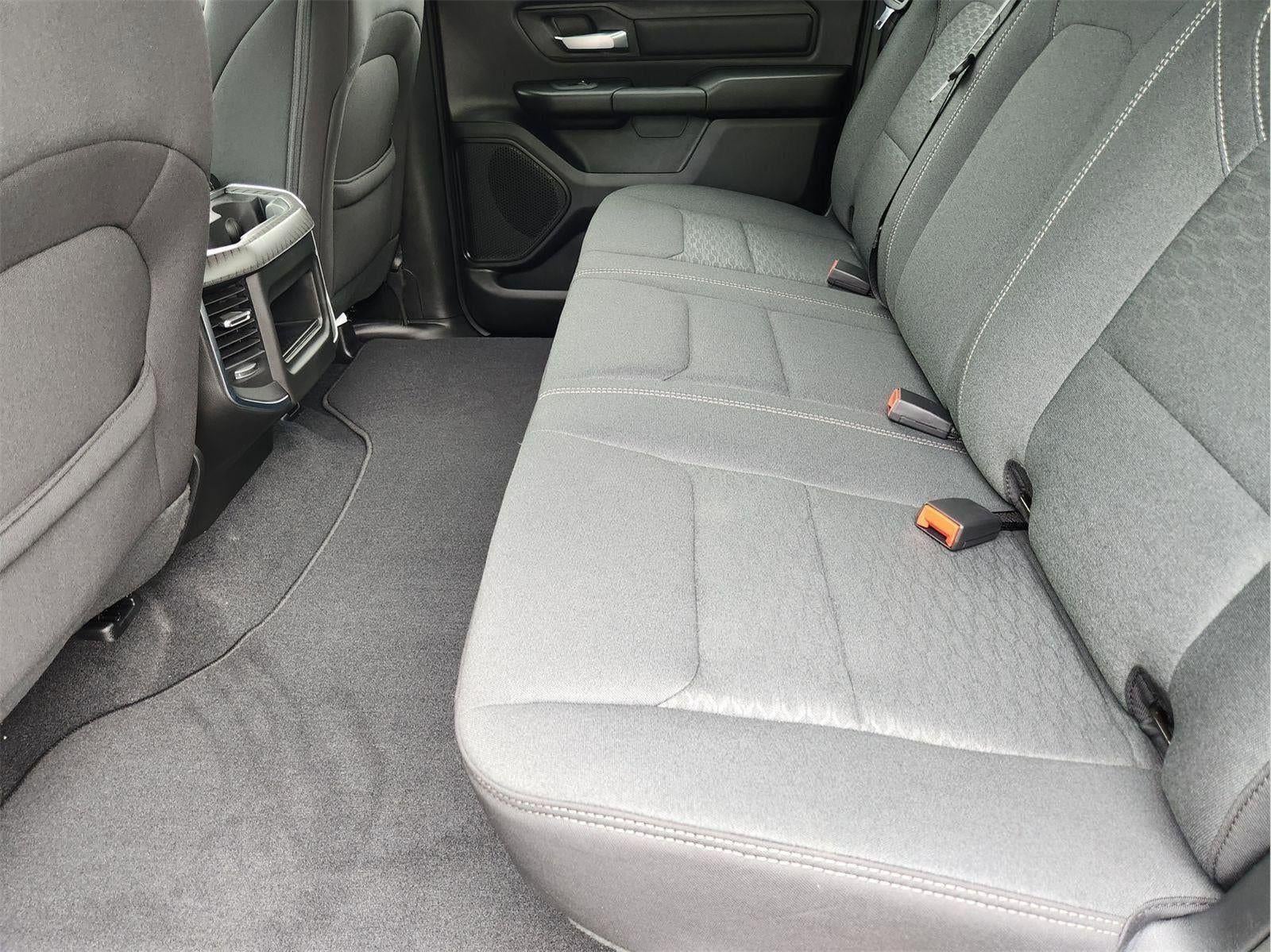2026 RAM Ram 1500 RAM 1500 EXPRESS CREW CAB 4X4 5'7' BOX