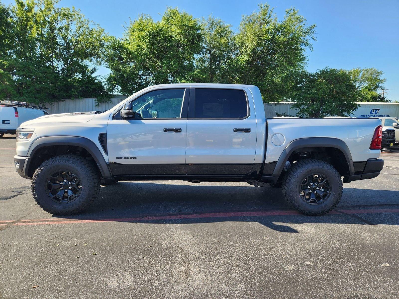 2026 RAM Ram 1500 RAM 1500 RHO CREW CAB 4X4 5'7' BOX