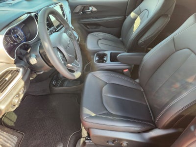 2026 Chrysler Voyager VOYAGER LX
