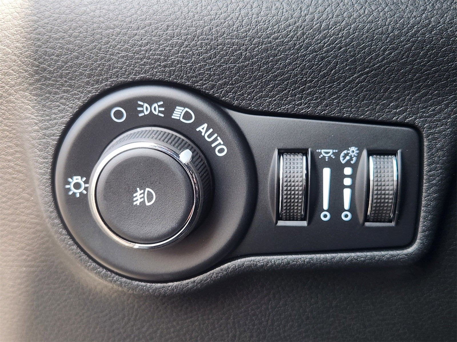 2026 Jeep Compass COMPASS LATITUDE 4X4