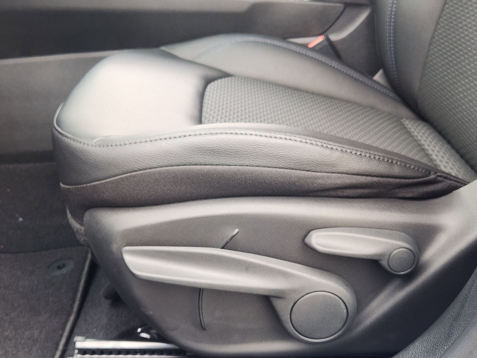 2026 Jeep Compass COMPASS LATITUDE 4X4