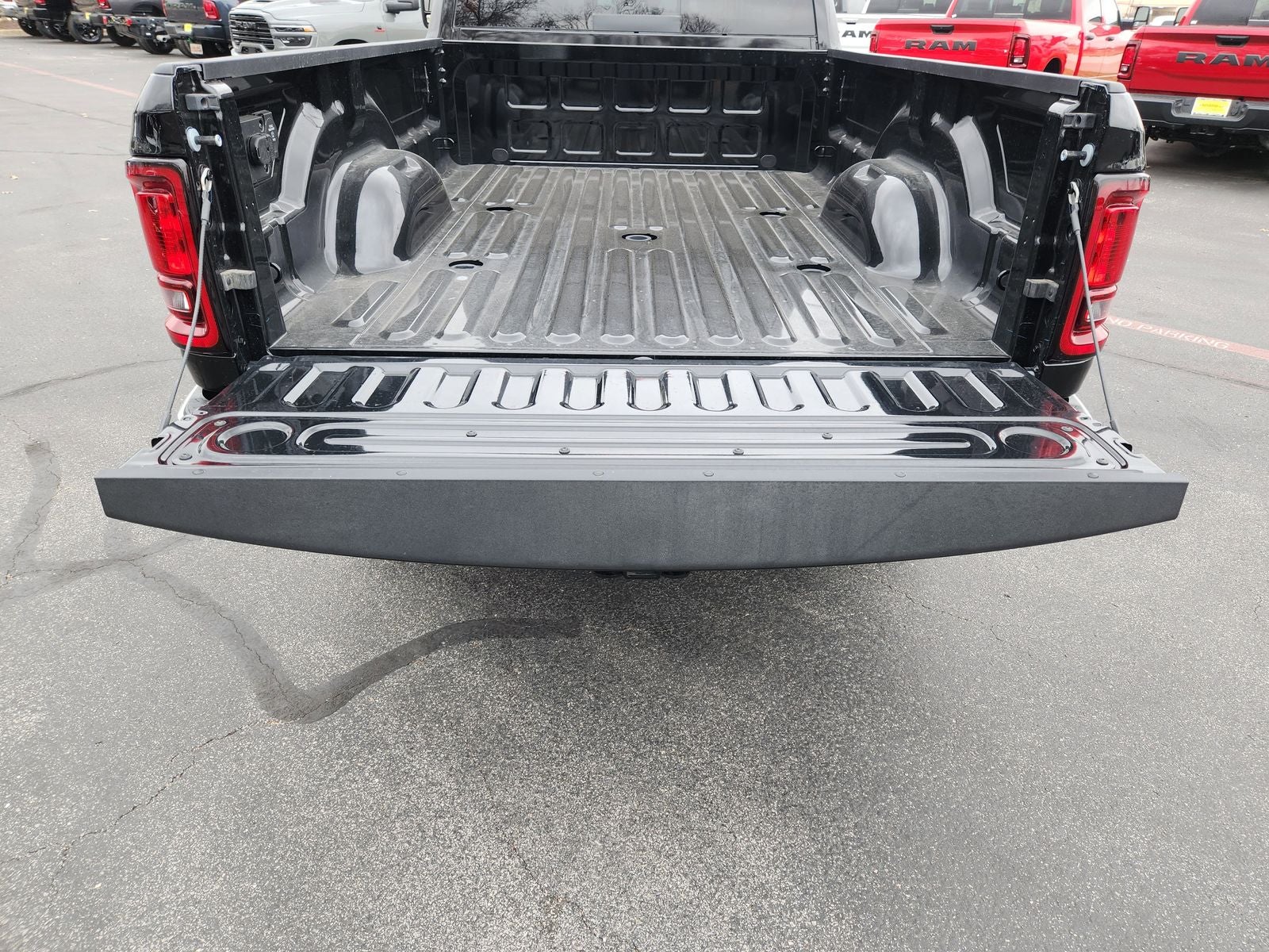 2026 RAM Ram 3500 RAM 3500 TRADESMAN CREW CAB 4X4 8' BOX