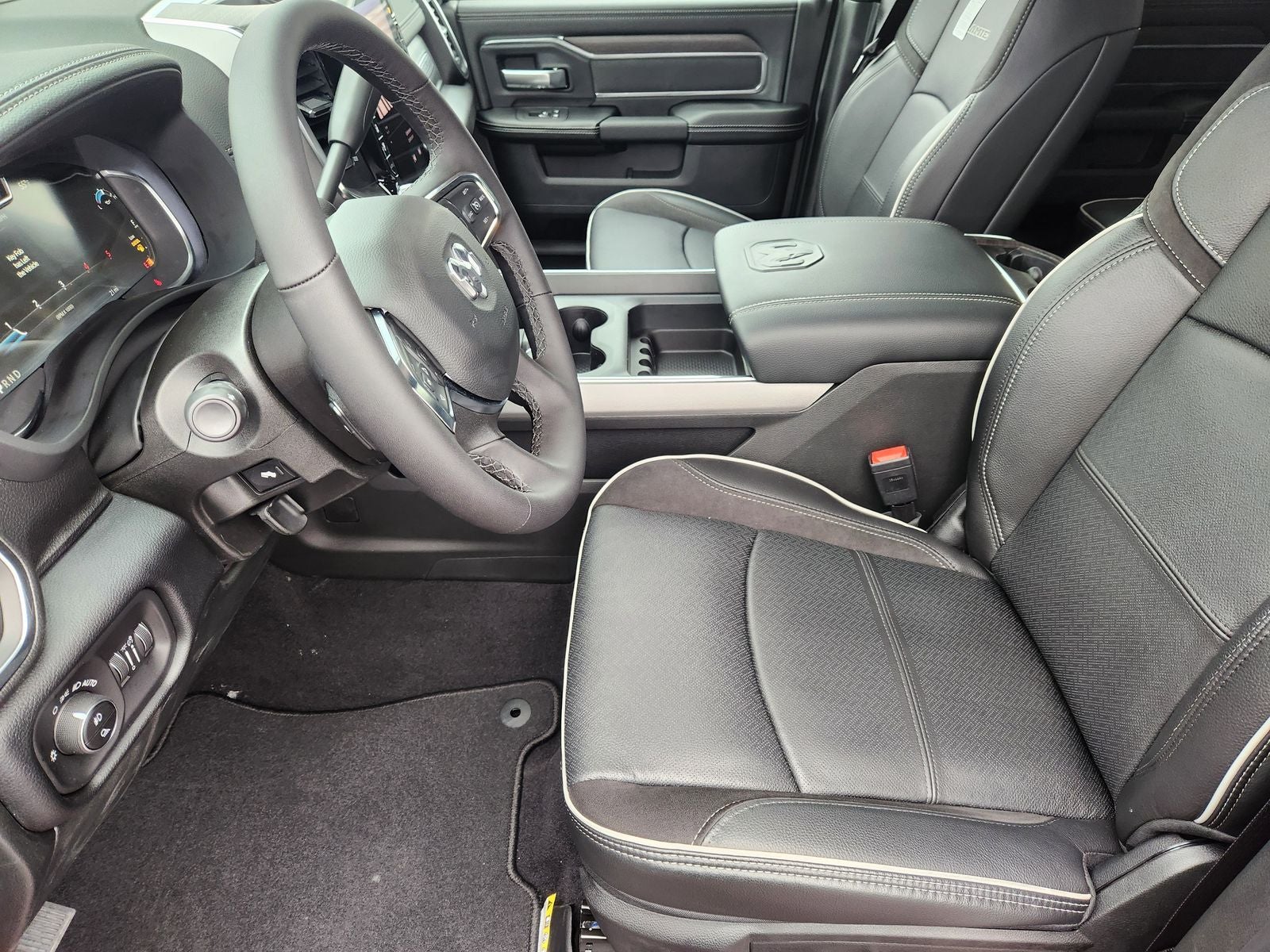 2026 RAM Ram 2500 RAM 2500 LARAMIE MEGA CAB 4X4 6'4' BOX