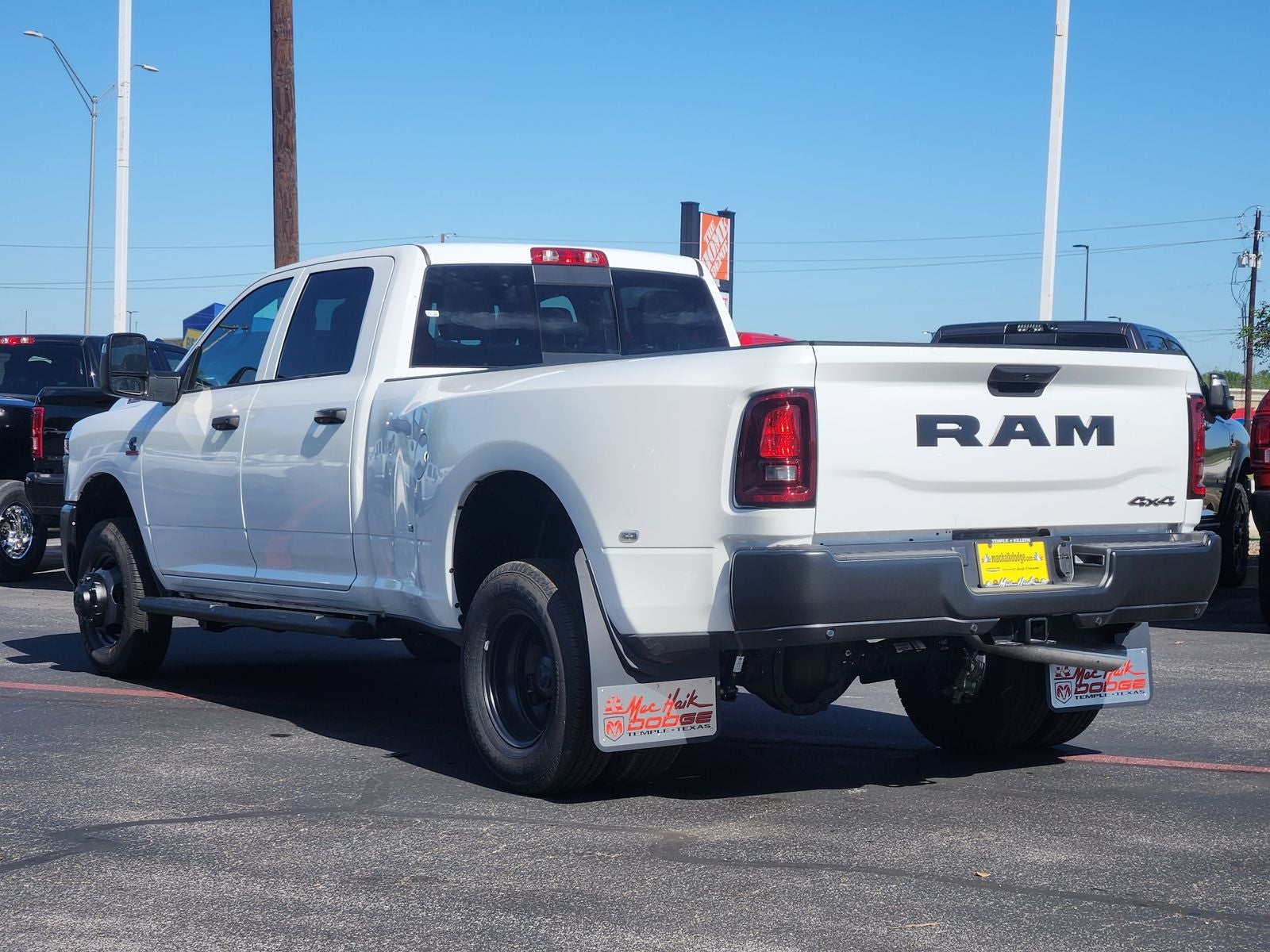 2026 RAM Ram 3500 RAM 3500 TRADESMAN CREW CAB 4X4 8' BOX