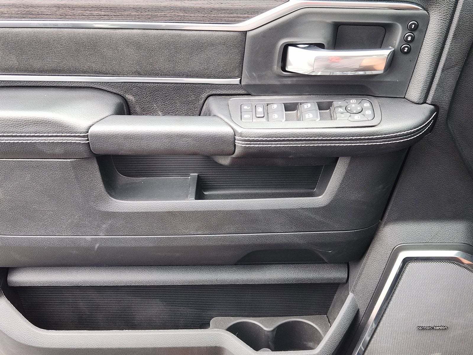 2026 RAM Ram 3500 RAM 3500 LARAMIE CREW CAB 4X4 8' BOX