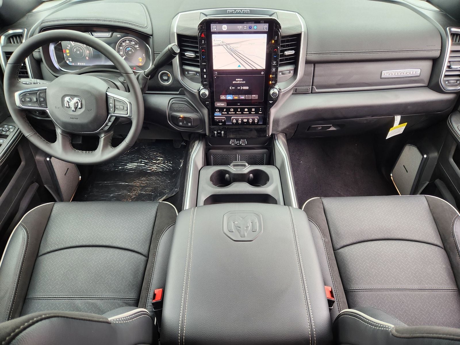 2026 RAM Ram 3500 RAM 3500 LARAMIE CREW CAB 4X4 8' BOX