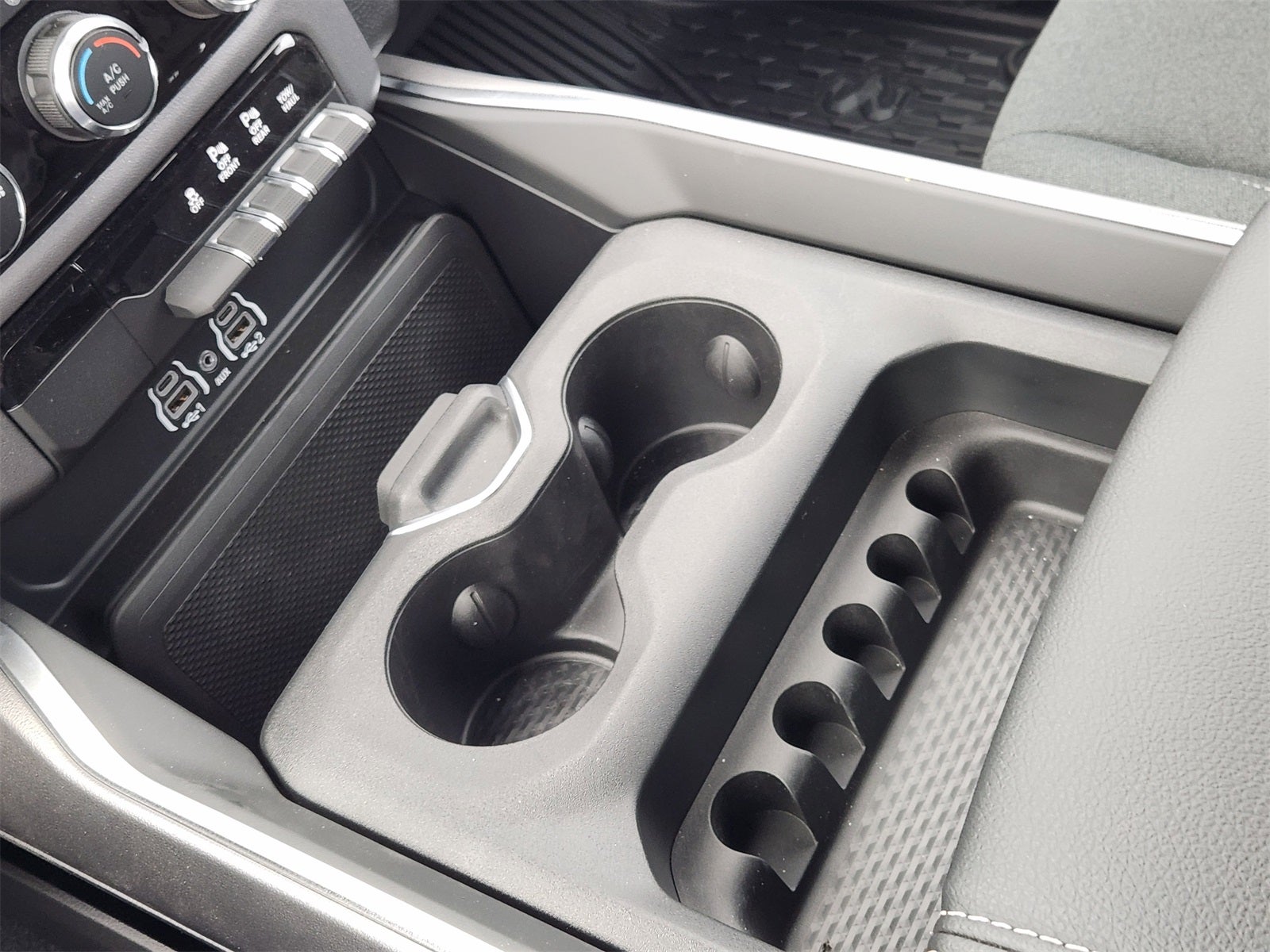 2025 RAM Ram 1500 RAM 1500 LONE STAR CREW CAB 4X2 5'7' BOX