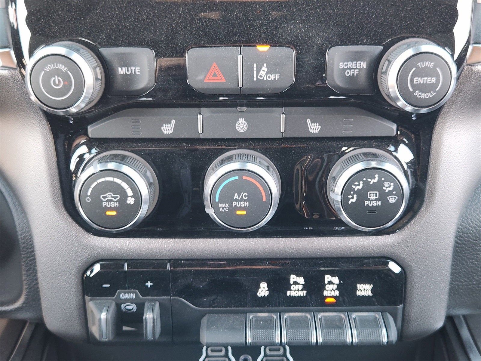 2026 RAM Ram 1500 RAM 1500 LONE STAR CREW CAB 4X2 5'7' BOX