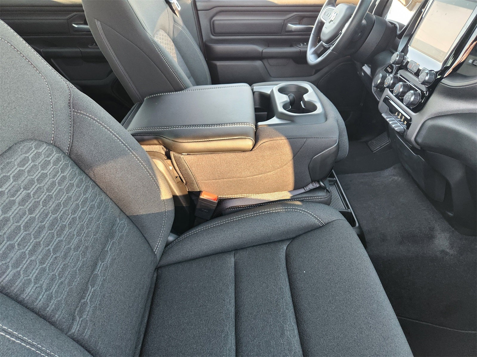 2026 RAM Ram 1500 RAM 1500 EXPRESS CREW CAB 4X2 5'7' BOX