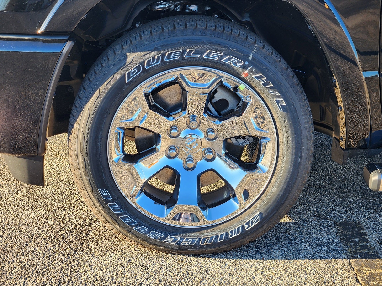 2026 RAM Ram 1500 RAM 1500 LONE STAR CREW CAB 4X4 5'7' BOX