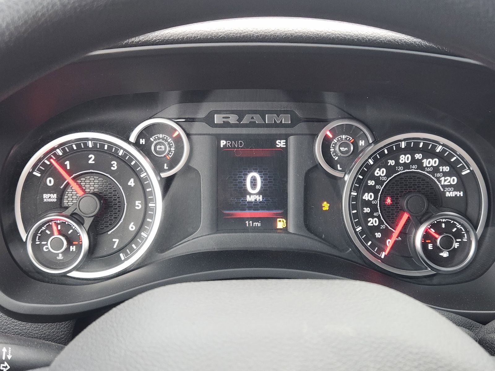 2026 RAM Ram 2500 RAM 2500 BLACK EXPRESS CREW CAB 4X4 6'4' BOX