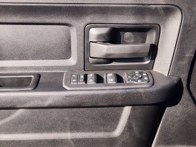 2026 RAM Ram 2500 RAM 2500 BLACK EXPRESS CREW CAB 4X4 6'4' BOX