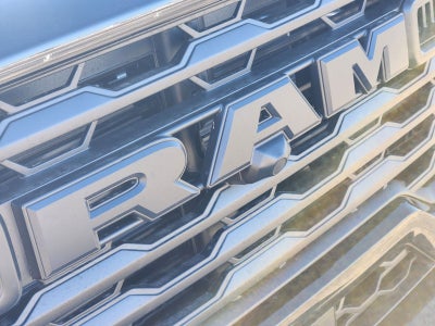 2026 RAM Ram 2500 RAM 2500 BLACK EXPRESS CREW CAB 4X4 6'4' BOX