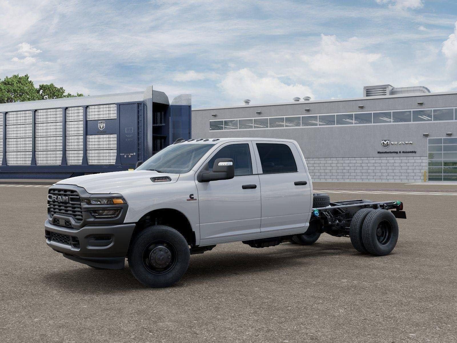 2026 RAM Ram 3500 Chassis Cab RAM 3500 TRADESMAN CREW CAB CHASSIS 4X4 60' CA