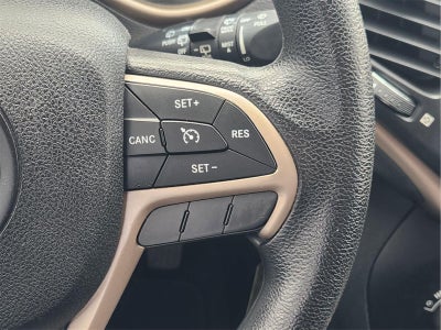 2015 Jeep Cherokee Sport