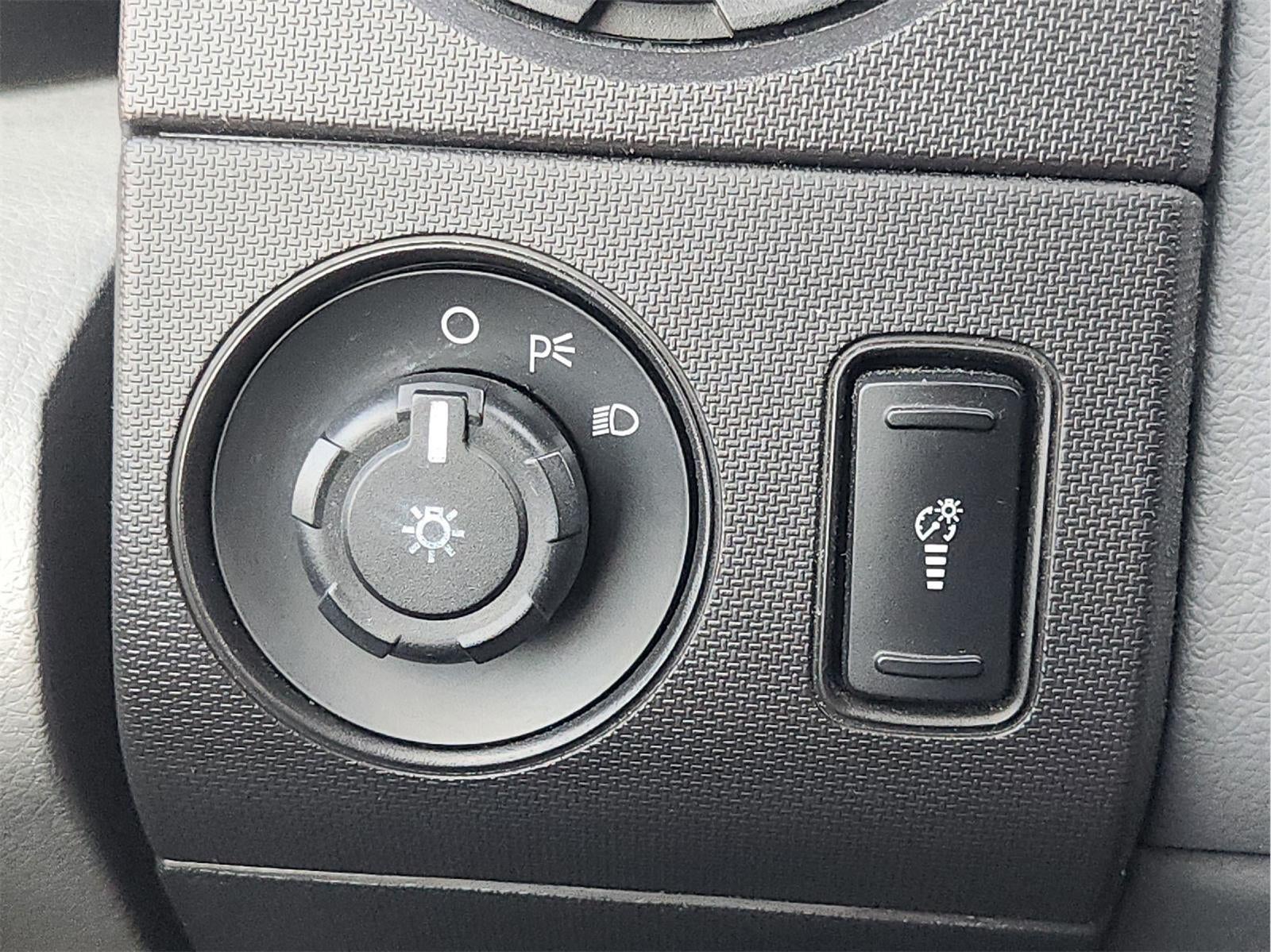 2012 Ford Super Duty F-250 SRW XL