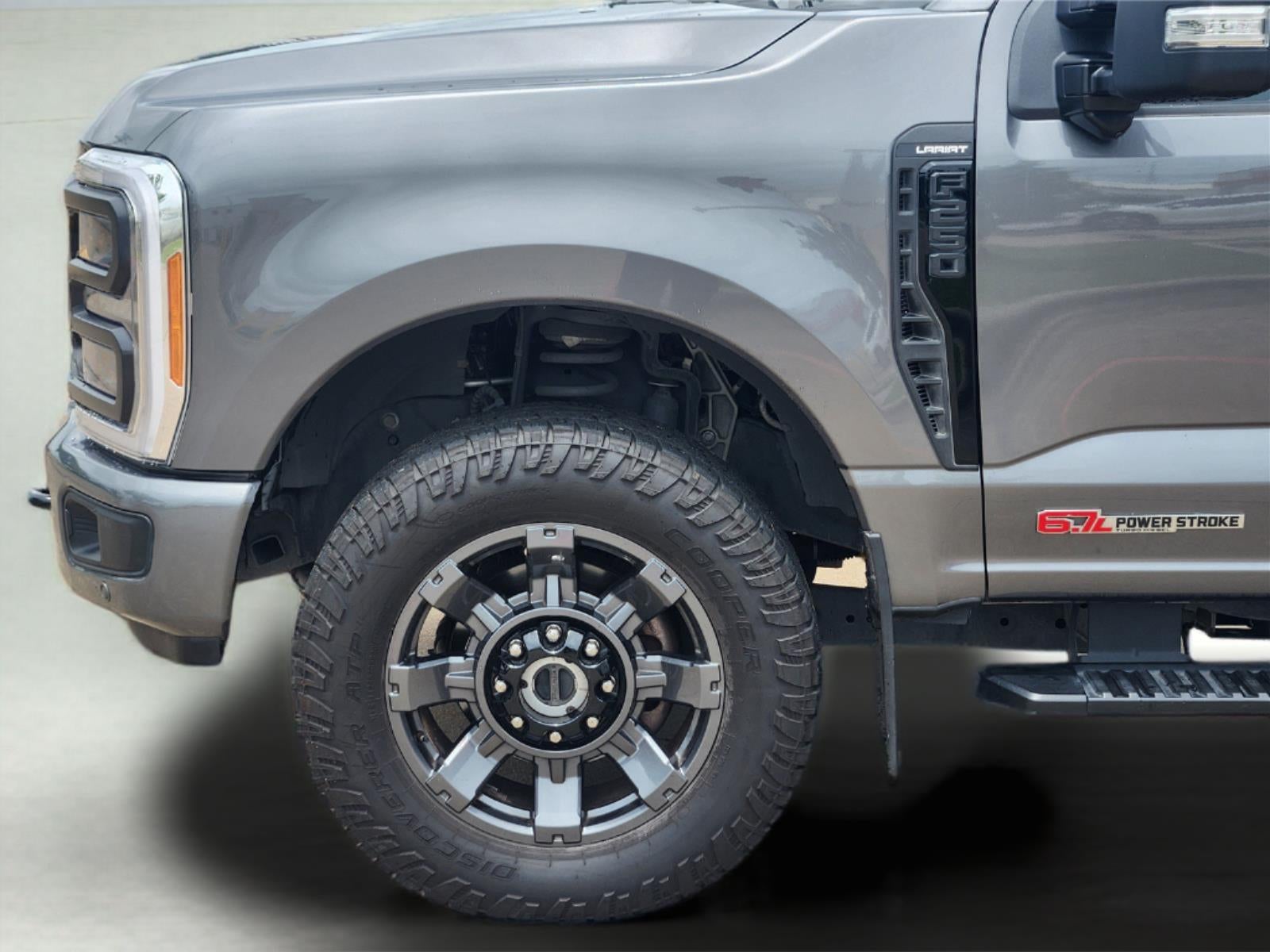 2023 Ford Super Duty F-250 Lariat