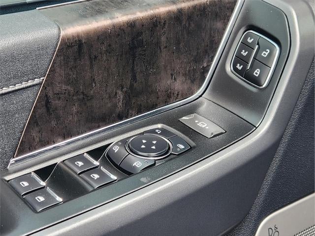 2023 Ford Super Duty F-250 Lariat