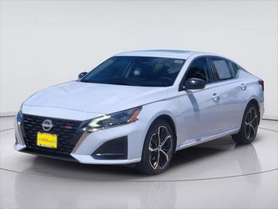 2025 Nissan Altima SR