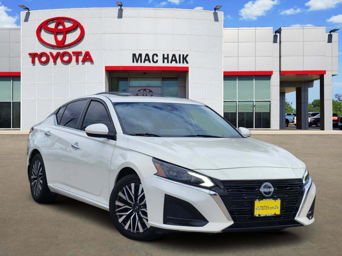 2023 Nissan Altima 2.5 SV