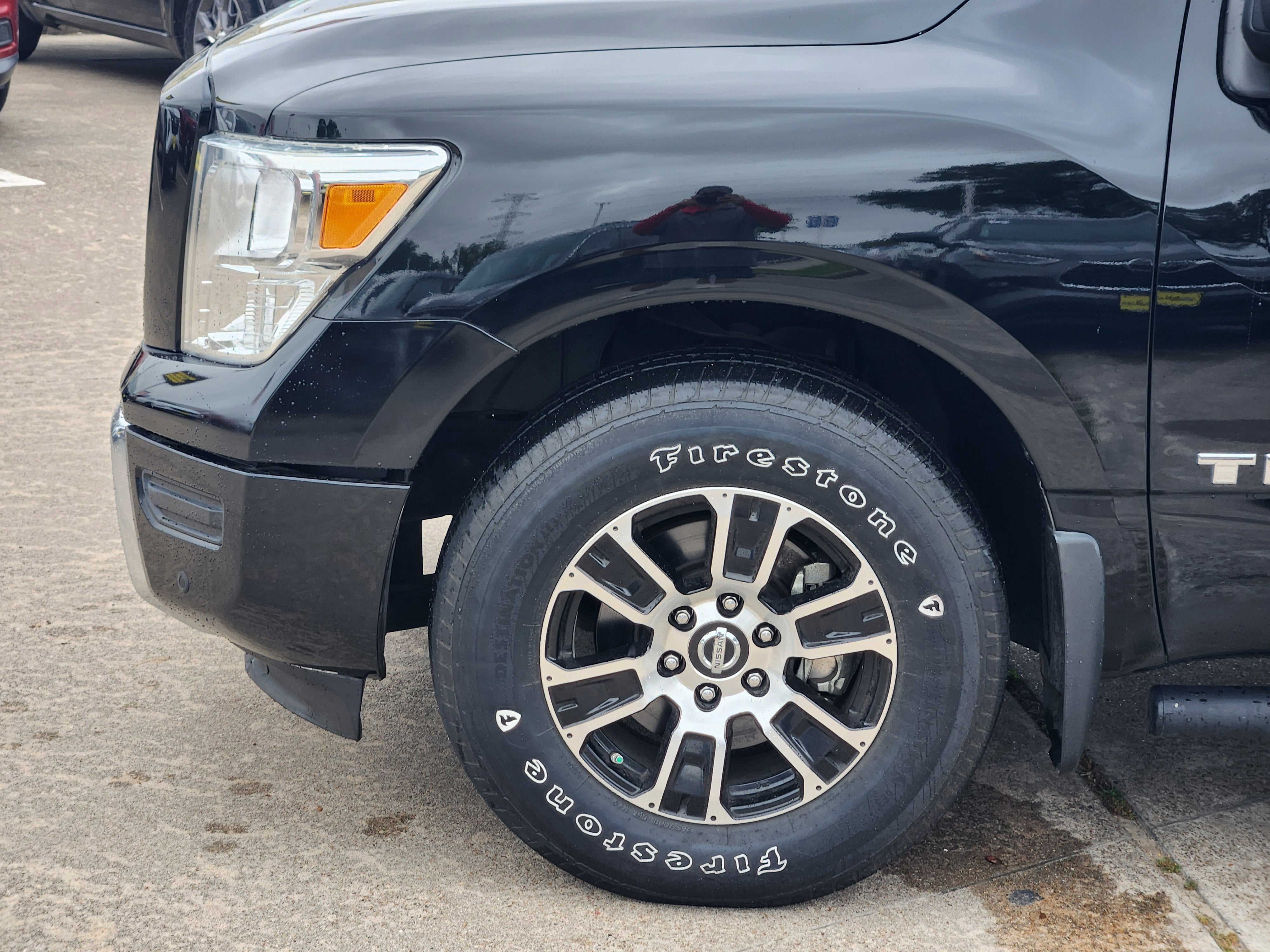 2021 Nissan Titan SV