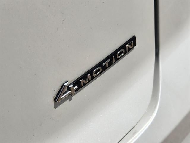 2023 Volkswagen Atlas Cross Sport 3.6L V6 SEL Premium R-Line