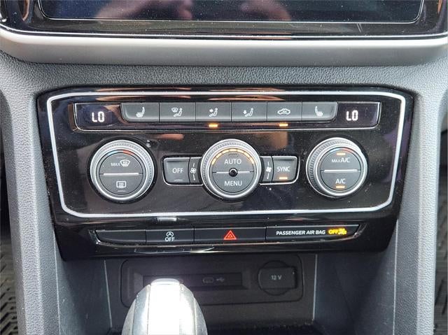 2023 Volkswagen Atlas Cross Sport 3.6L V6 SEL Premium R-Line