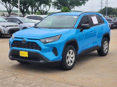 2020 Toyota RAV4 LE