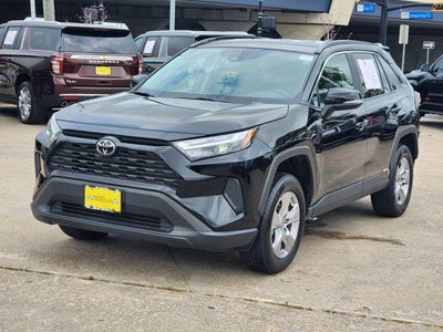 2025 Toyota RAV4 Hybrid XLE