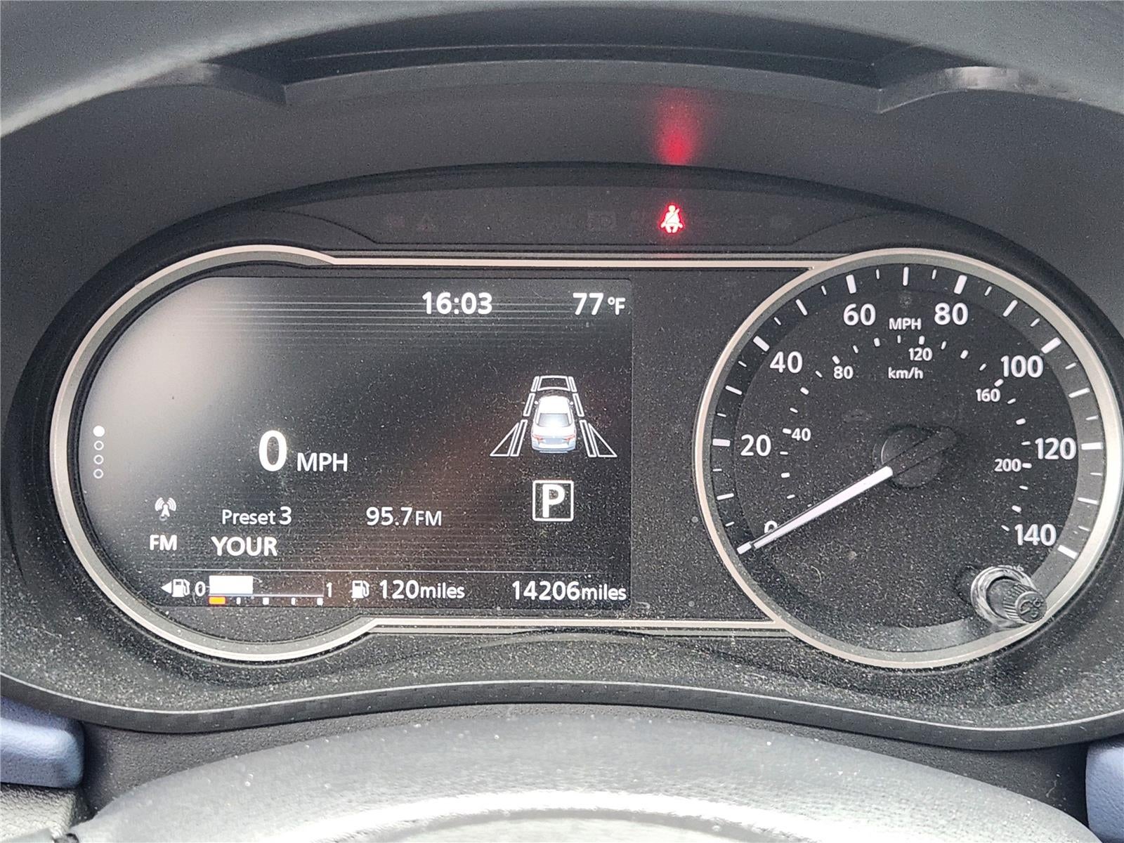 2024 Nissan Versa 1.6 SV