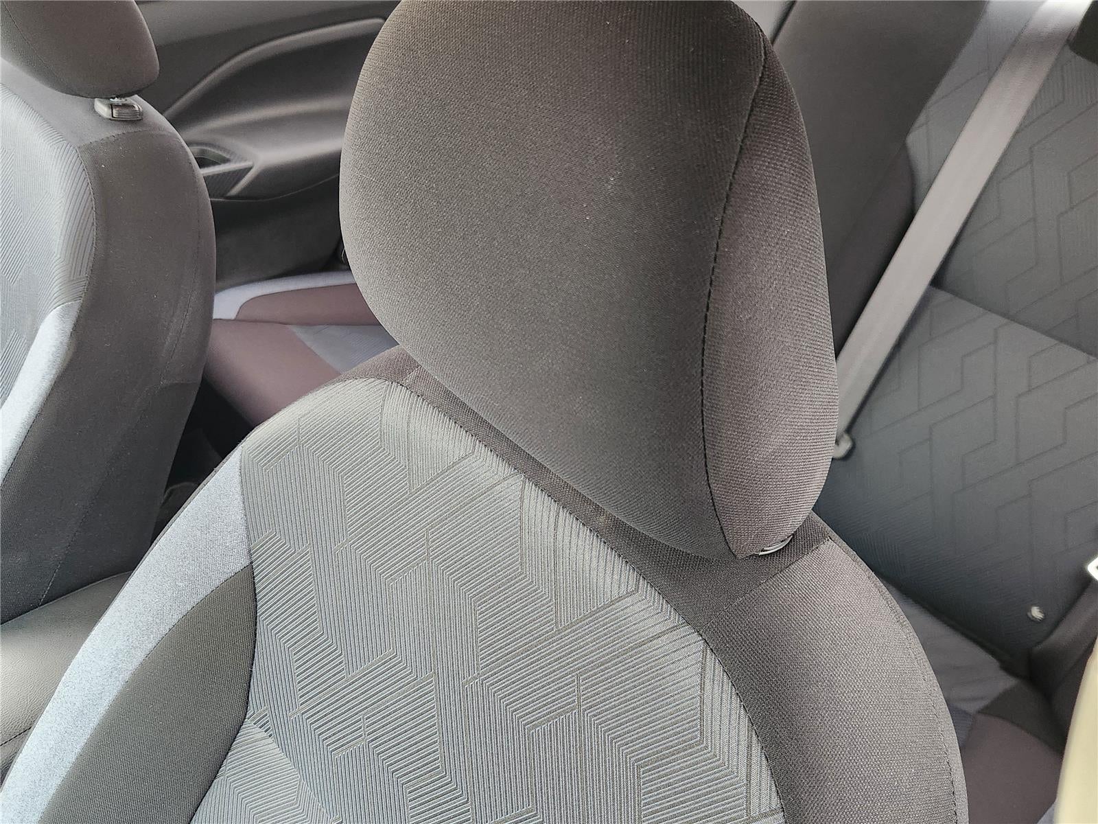 2024 Nissan Versa 1.6 SV
