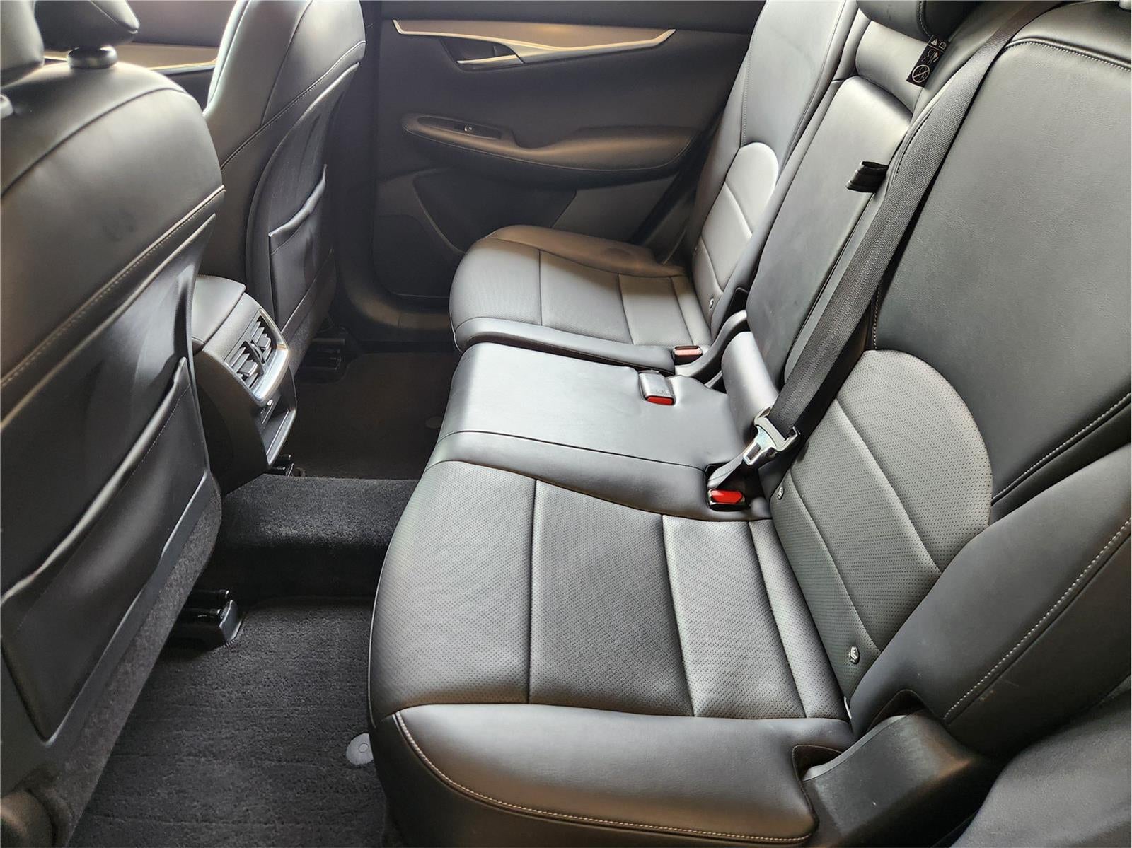 2022 INFINITI QX50 LUXE
