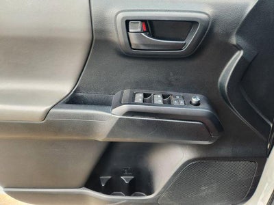 2017 Toyota Tacoma SR