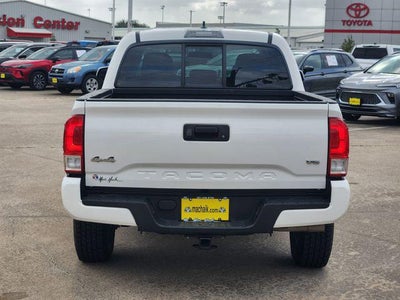 2017 Toyota Tacoma SR