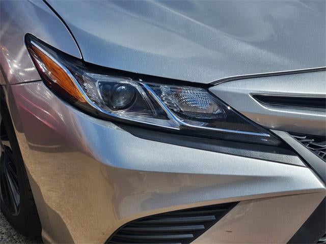 2020 Toyota Camry Hybrid SE