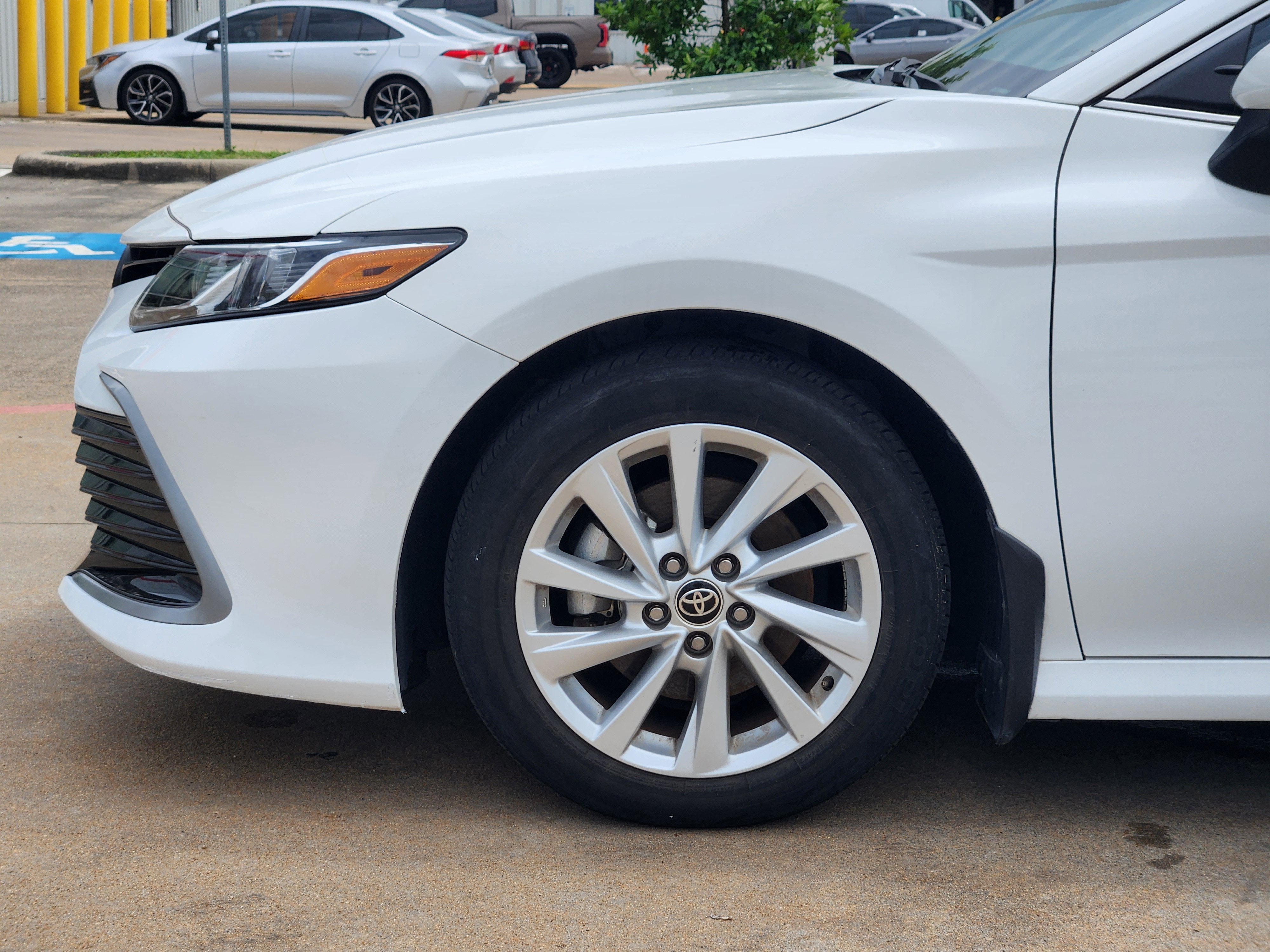 2023 Toyota Camry LE