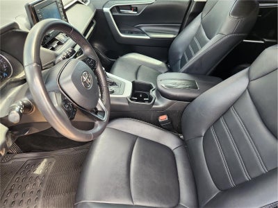 2022 Toyota RAV4 Hybrid XLE Premium