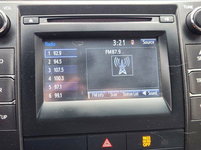 2016 Toyota Camry LE