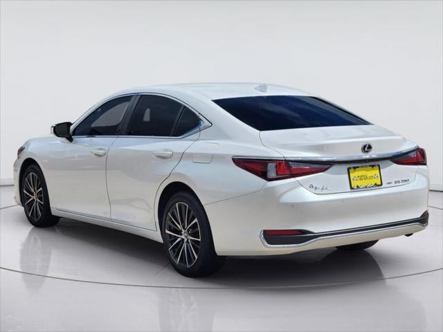 2024 Lexus ES ES 250
