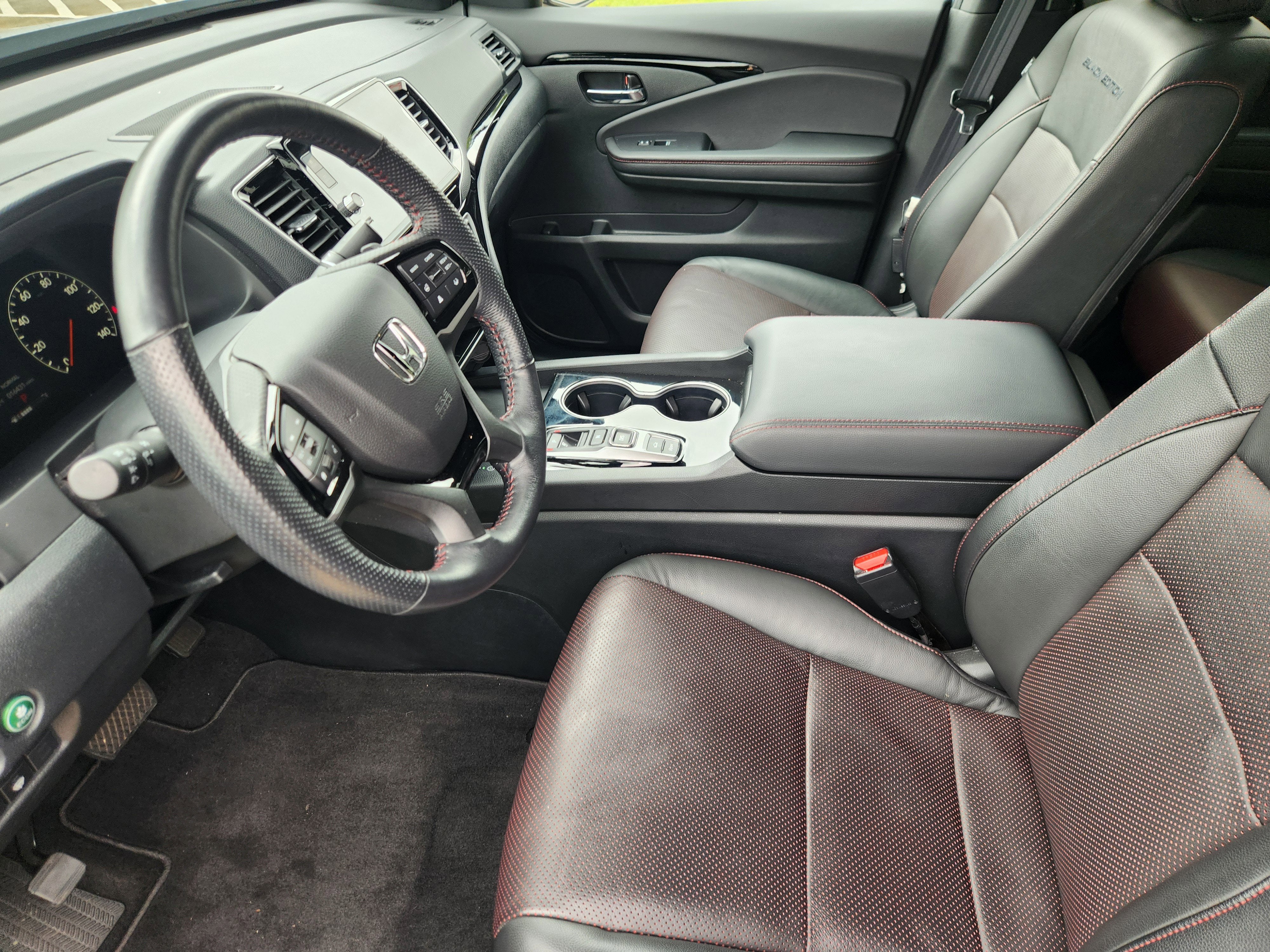 2025 Honda Ridgeline Black Edition