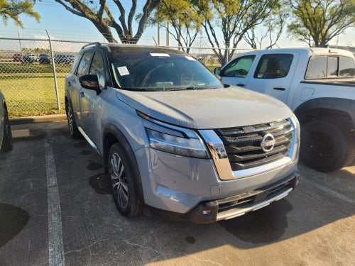 2022 Nissan Pathfinder Platinum