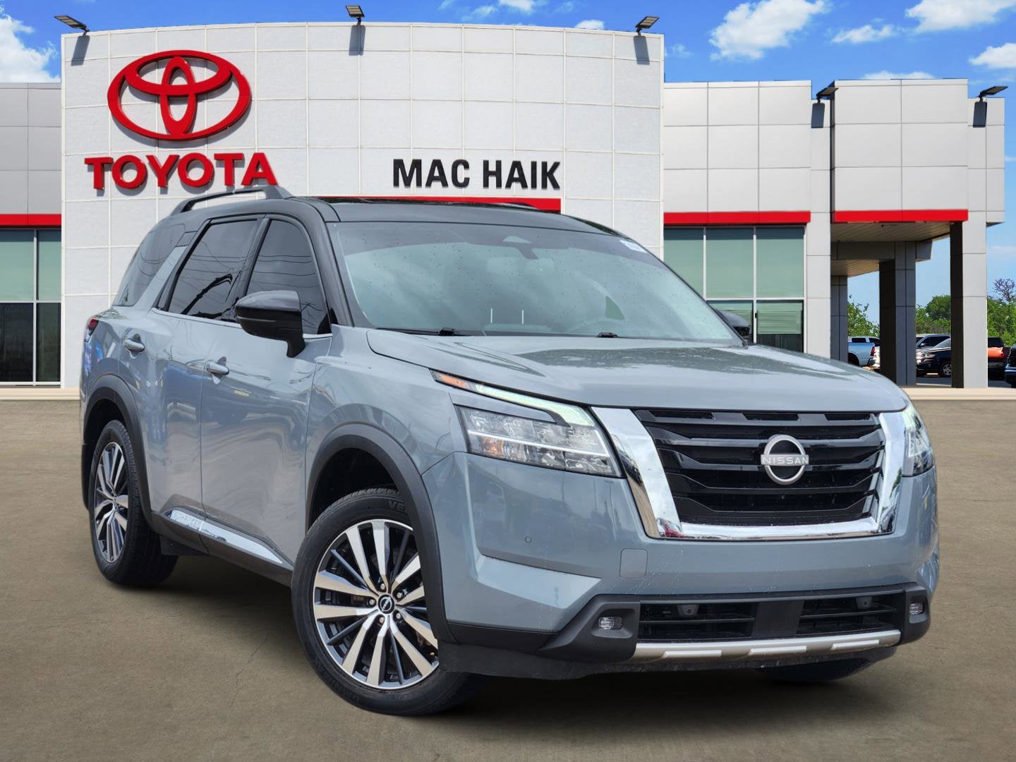 2022 Nissan Pathfinder Platinum